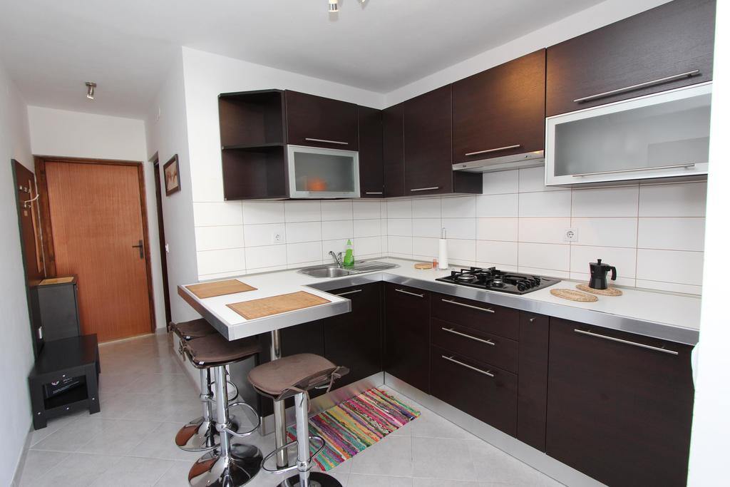 Apartment Albert Ровинь Экстерьер фото